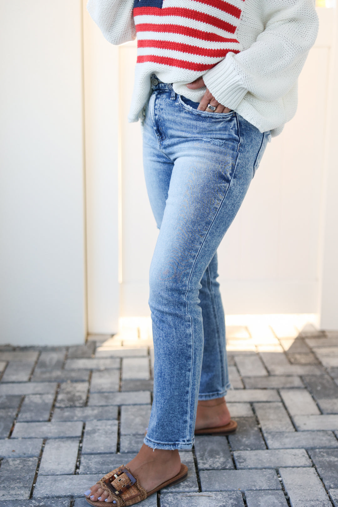 Flying Monkey Conveniently Crop Slim Straight Jeans