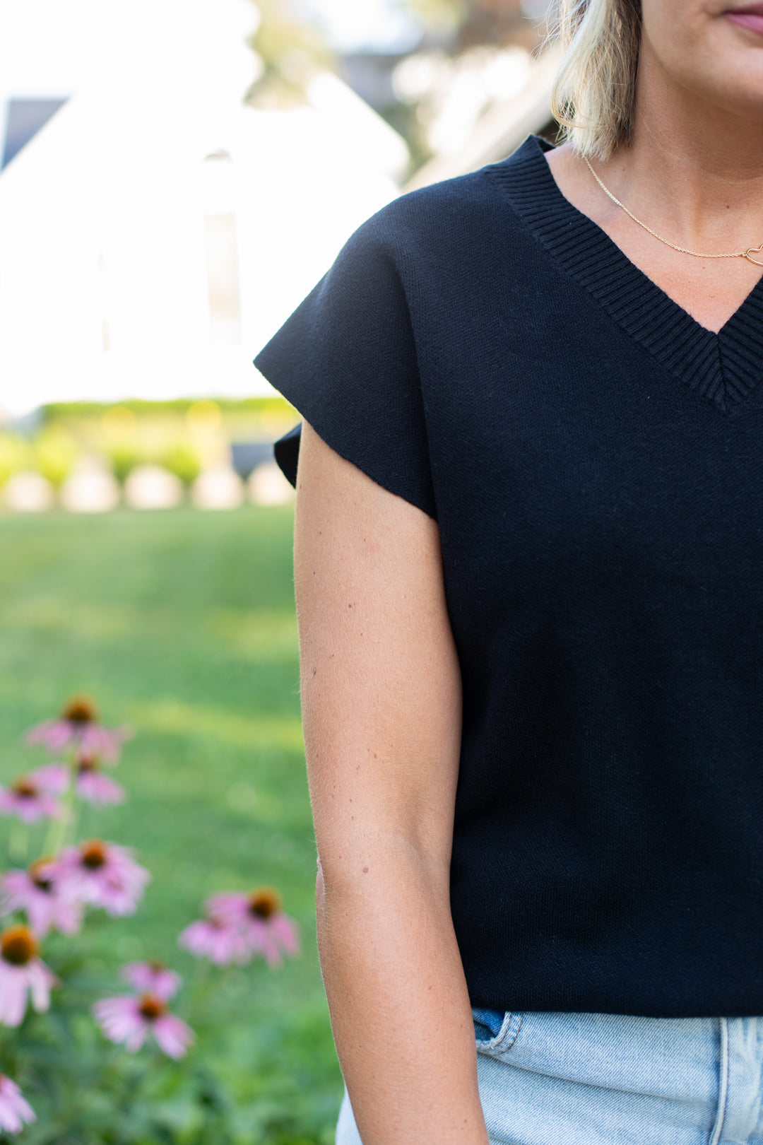 Set & Go V Neck Sweater Vest