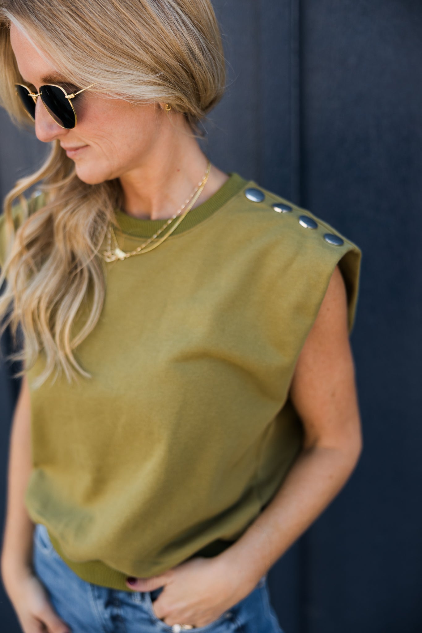 THML Button Detail Top