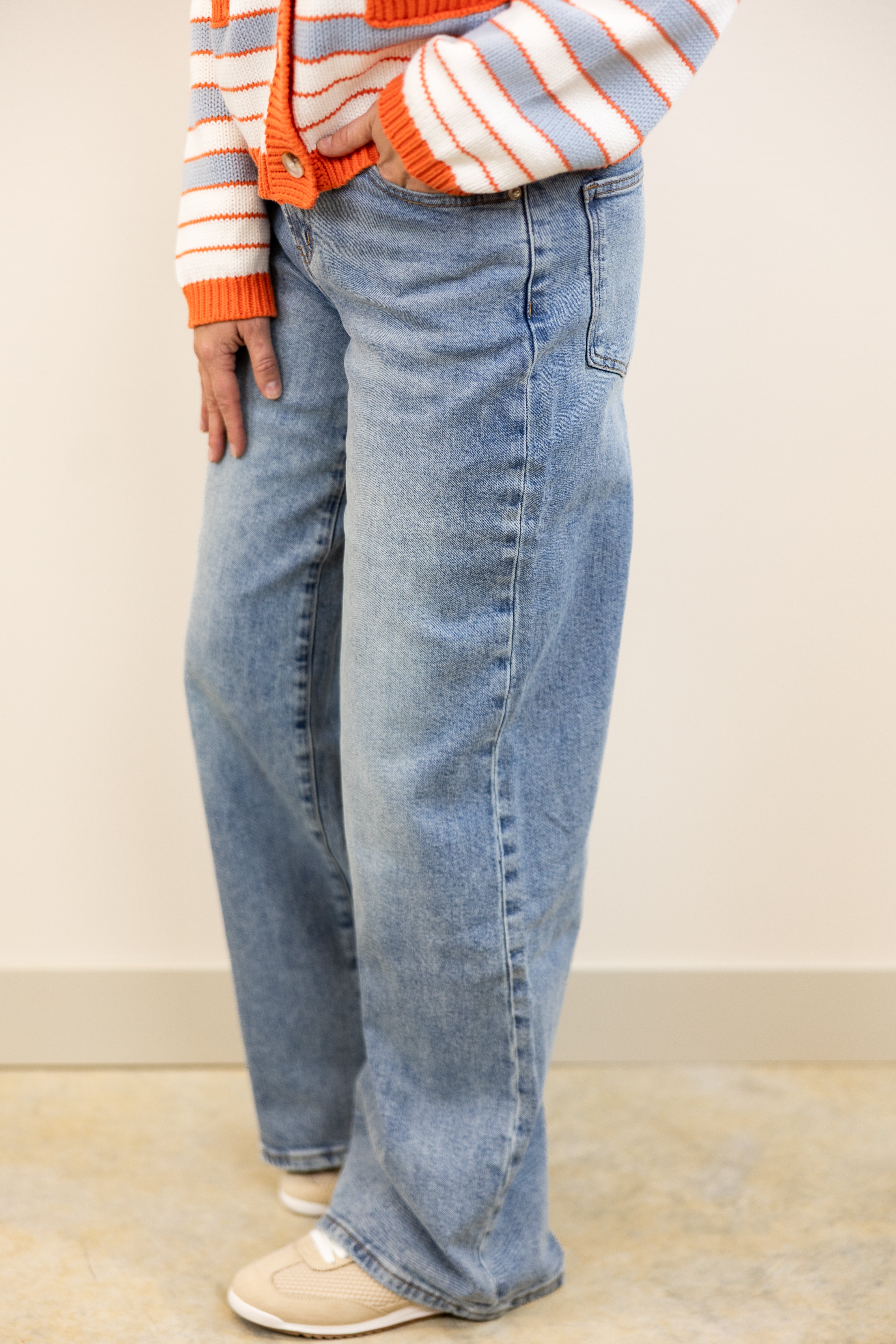 Erin Mid Rise Wide Leg Jean