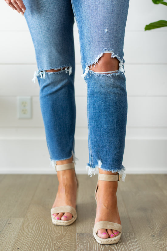 Load image into Gallery viewer, Flying Monkey Holly Distressed Raw Hem Straight Jeans
