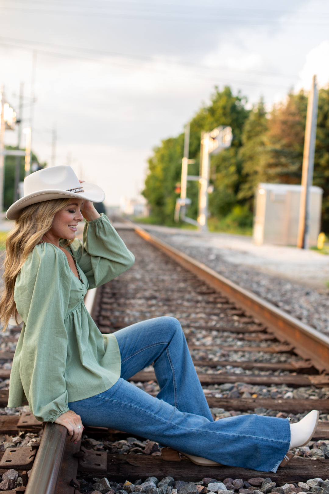 Kut from the Kloth Stella Raw Hem Flare - Hardworking