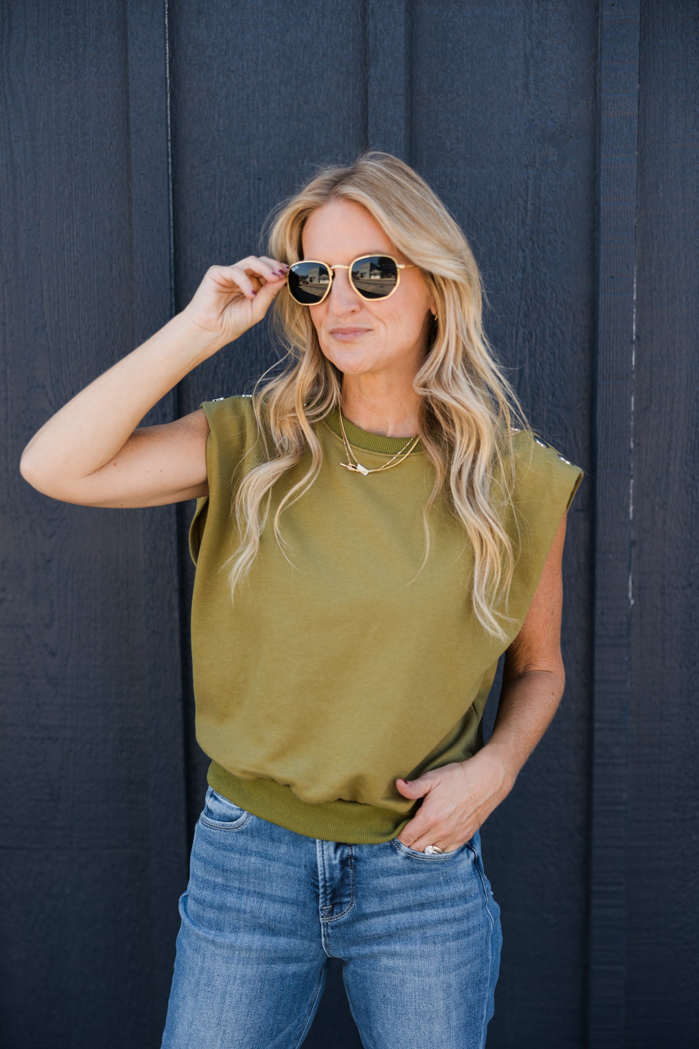 THML Button Detail Top