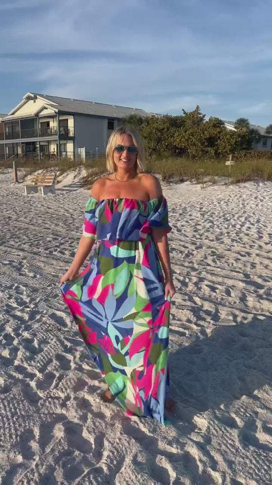 Load and play video in Gallery viewer, Havana Off the Shoulder Maxi
