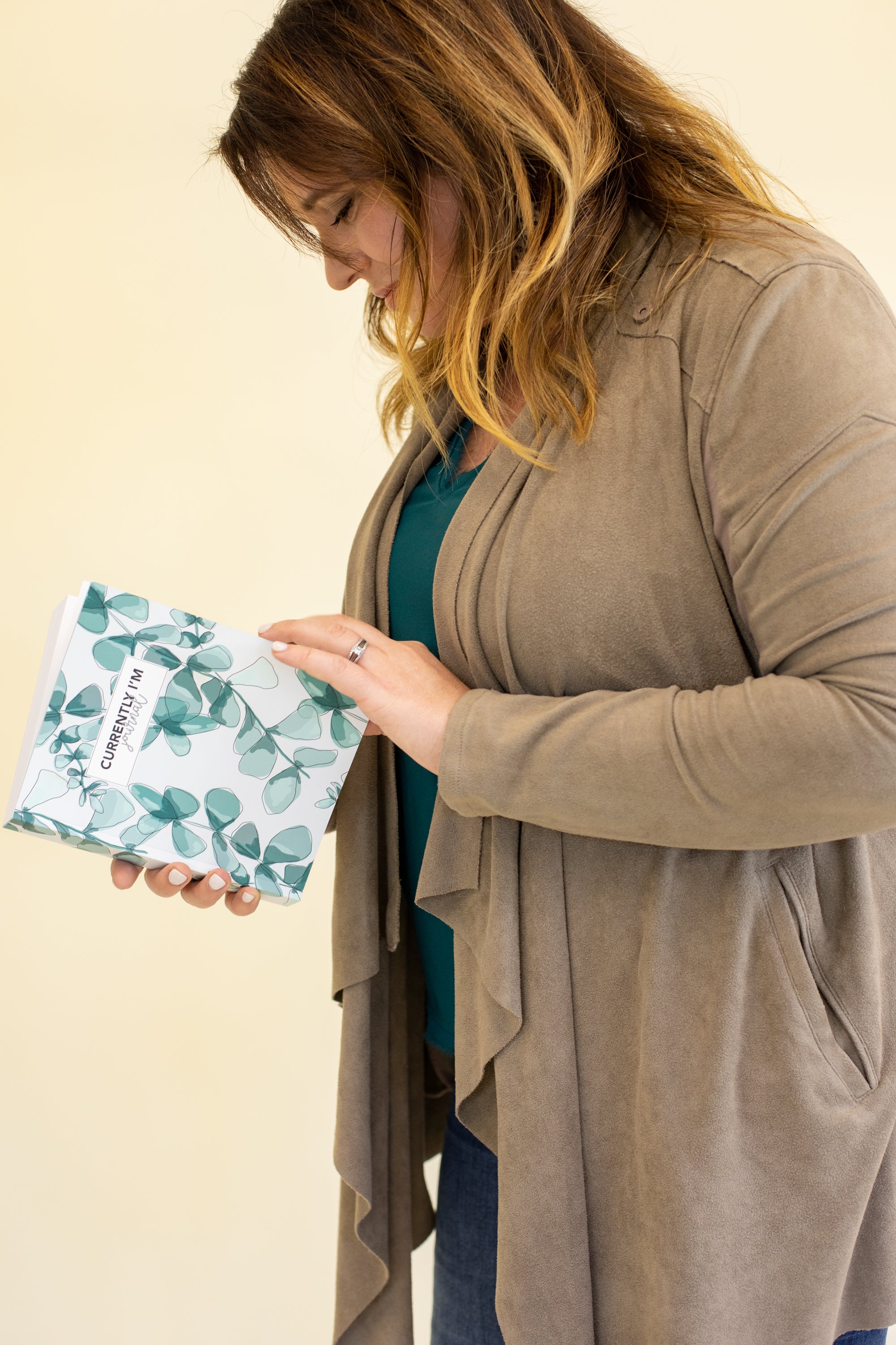 1 Year Currently I'm Gratitude Journal: Green Floral