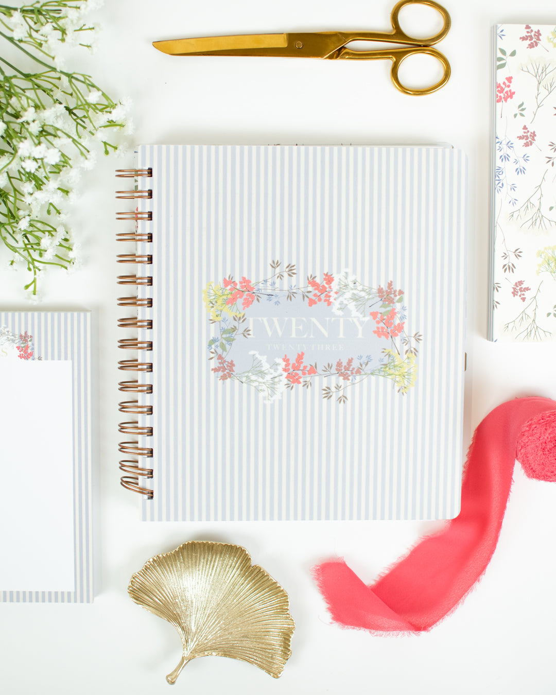 2023 Life + Style Weekly Planner: The Claire